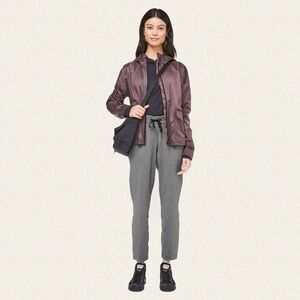 Lululemon On The Fly Pant 27"